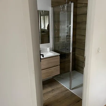 Industrial Lodge 85m² - Loft avec extérieur Vakantiehuis